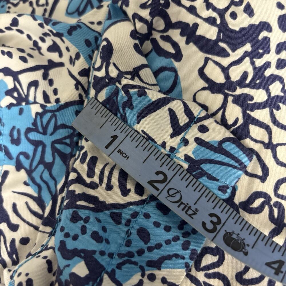 Lilly Pulitzer Women’s Blue White Floral Paisley Print Shorts 4 Small Beach Mom - Picture 6 of 6